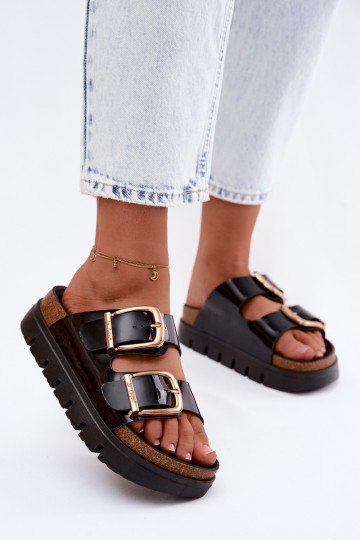 Laque naiste plätud platvormiga Ze Kuldset värvimi neetide ja pandlagami Lee Cooper LCIN-26-35-4459L msuud