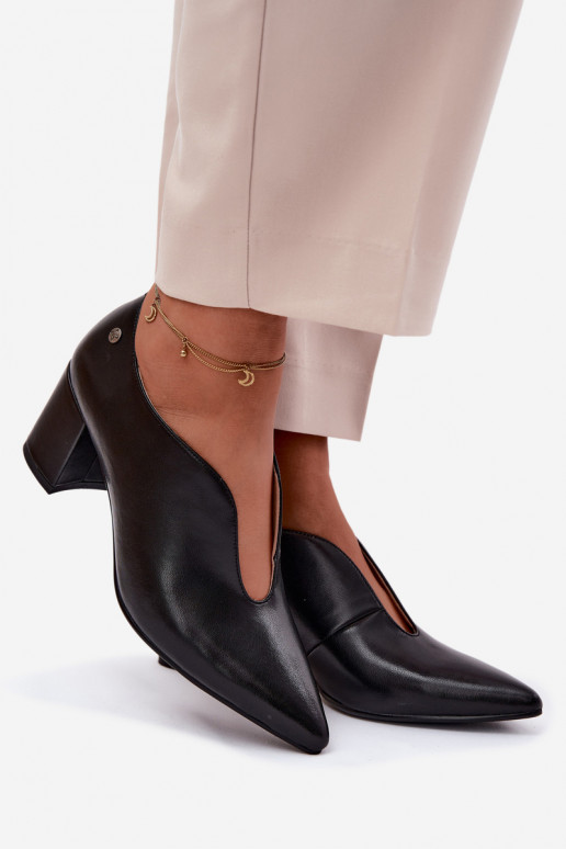 Pealhk jalatsid Pealiste omad kõrge jämeda kontsaga Sellel onciejka K7469-01 msuud