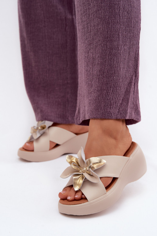 Plätud naturaalsest nahast platvormiga Koos Ornate Lill Vinceza 41511 beeži värvi