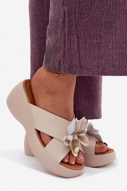 Plätud naturaalsest nahast platvormiga Koos Ornate Lill Vinceza 41511 beeži värvi