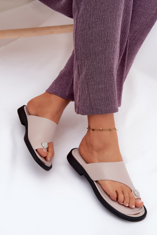 Plätud naturaalsest nahast moodsad varbavahe-sandaalid Pealiste omad laiade nööridega Vinceza 62307 beeži värvi