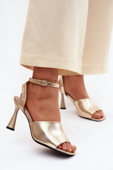 Pealistesandaalid kõrge jämeda kontsaga Vinceza 62297 Kuldset värvi 2
