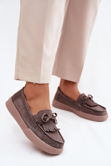 Naiste kunstveluurist mokasiinid koos lipsudega ja narmastega Vinceza 93223 pruunis