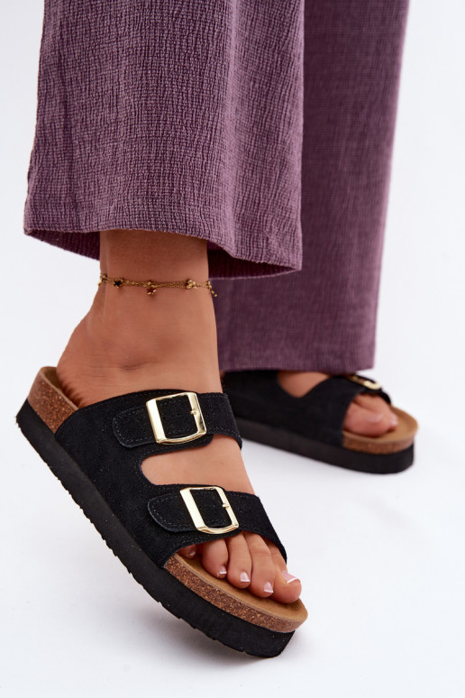 Pealhk naiste seemisnahksed sussid platvormiga neetide ja pandlaga Vinceza 102657 msuud