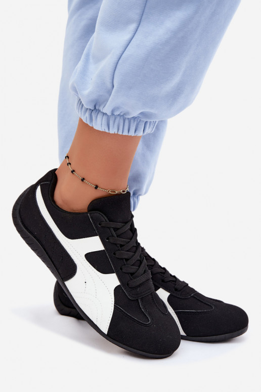 Sneakers tüüpi jalanõud Pealiste omad msuud Sellel onple