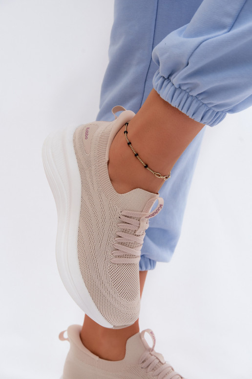 Riidest spordijalatsid Sneakers tüüpi jalanõud Pealiste omad Slip-on Kobbo 102425 beeži värvi