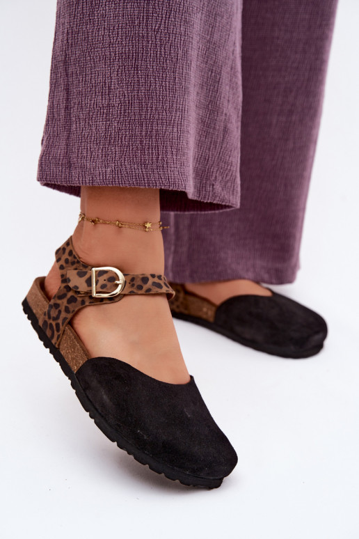 Pealhk Seemisnahksed sandaalidZakrytymi Palcami Sellel onciejka H7365-01 msuud