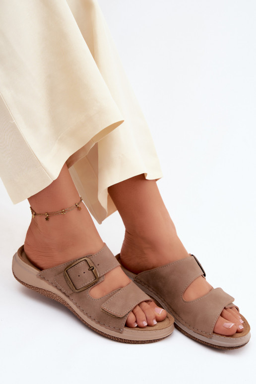 naiste plätud neetide ja pandlaga I su limpančiais užsegimaisem INBLU LL000006 pruunid värvi