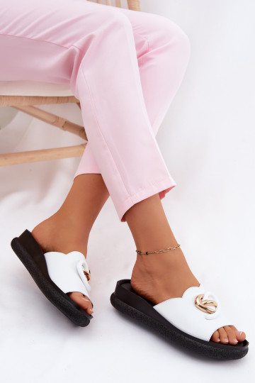 Plätud naturaalsest nahast Koos Ornate Detalem S.Barski KV61-6046 valget värvi