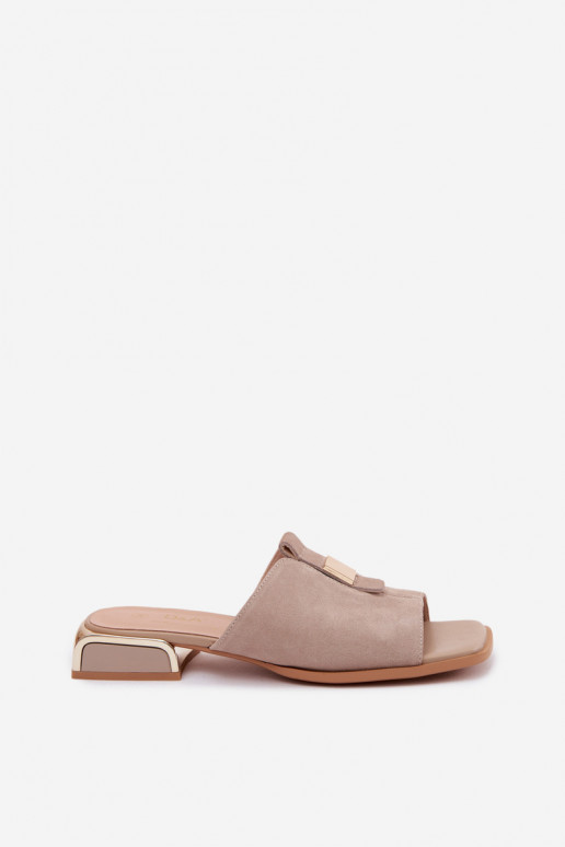 Elegantsed naiste plätud Pealturaalsest nahastosissea D&A JC61-1002 beeži värvi