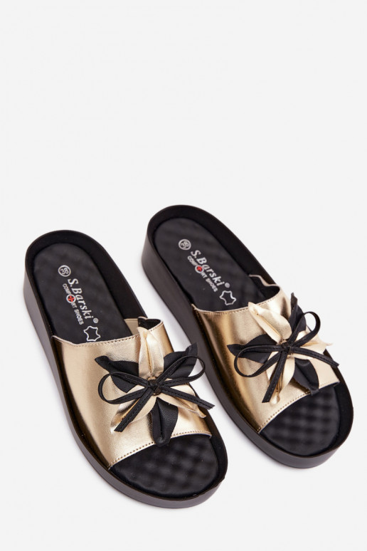 Plätud naturaalsest nahast Pealiste omad kaunistustega S.Barski KV61-6044 Kuldset värvi