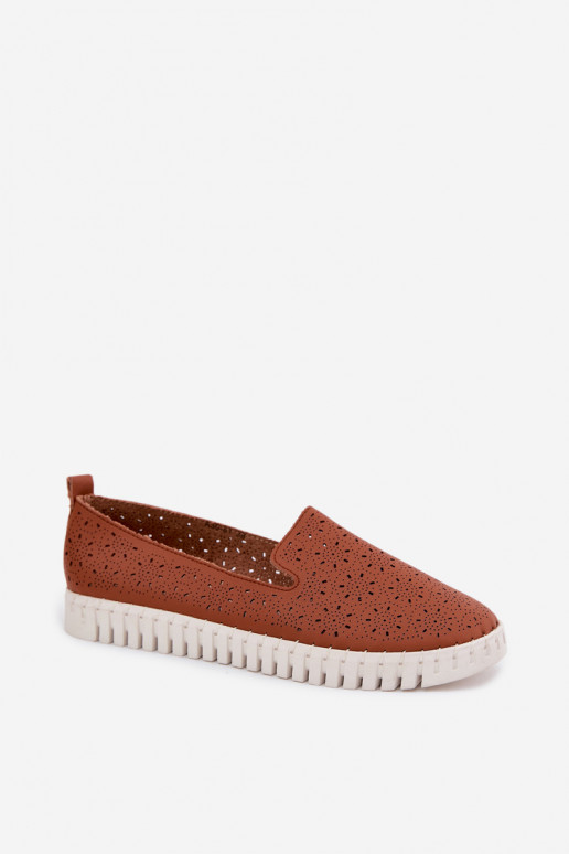 Prune värvi perforatsiooniga slip-on kingad Salty