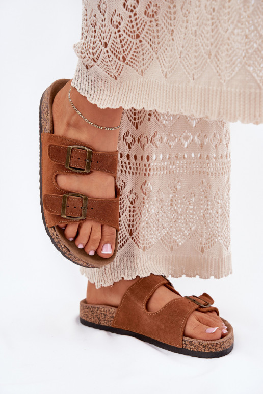 seemisnahksed sussid Korgitalla peal neetide ja pandlaga pruunid värvi Tavira