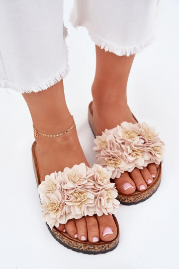 naiste plätud Korgitalla peal Koos Ornatei Lillkami beeži värvi Seleneza 2