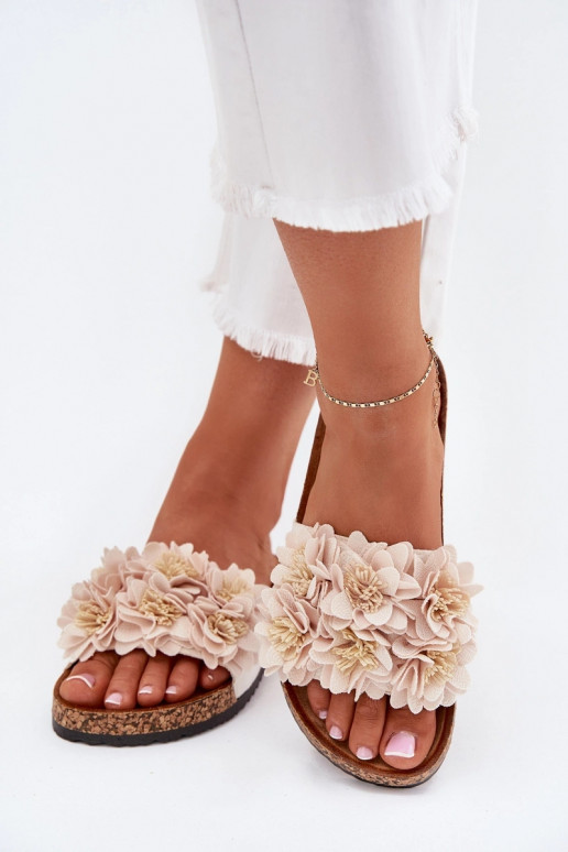 naiste plätud Korgitalla peal Koos Ornatei Lillkami beeži värvi Seleneza