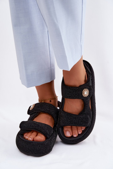 Kaunistustega Pealistesandaalid platvormiga GOE TT2N4102 msuud 2