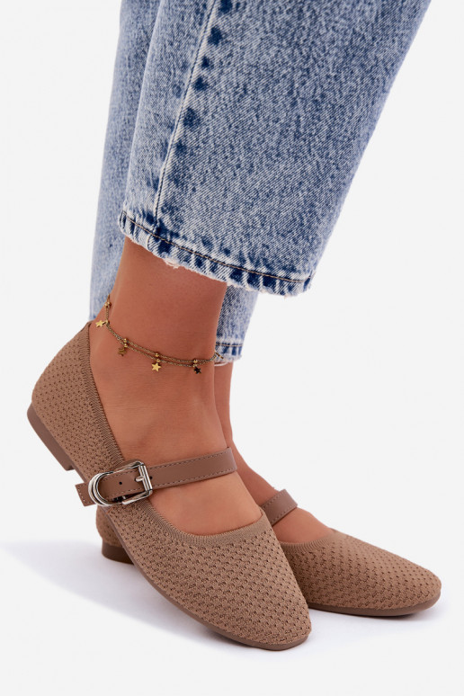 Riidest baleriinad rihmadega I neetide ja pandlaga Khakivärvi Jelisa