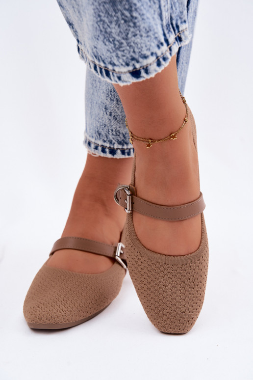 Riidest baleriinad rihmadega I neetide ja pandlaga Khakivärvi Jelisa