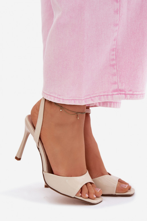 Pealistesandaalid kõrge jämeda kontsagaImitacji Skóry beeži värvi Olissey