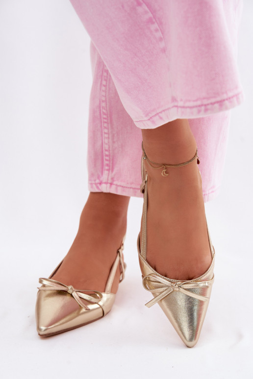 PealistesandaalidImitacji Skóry Sellel ondala kontsaga Kuldset värvi Jelmera