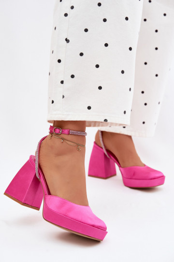 Pealistesandaalid Sellel onssiivsetel kontsadel Typu Słupek Pasek säravate kristallidega tumeroosad värvi Seraphina 2