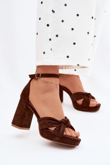 PealistesandaalidImitacji seemisnakhsedu Czekoladosissee Rosetta 2