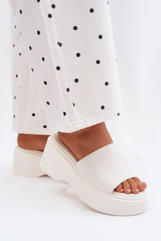 naiste plätud platvormiga valget värvi Virelia
