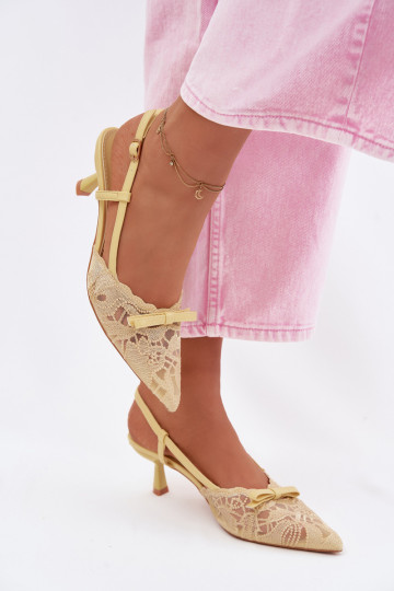 Pitsiga kaunistatud sandaalid Pealiste omad Peal obcasie lipsukesega Kollased Sellel onribelle