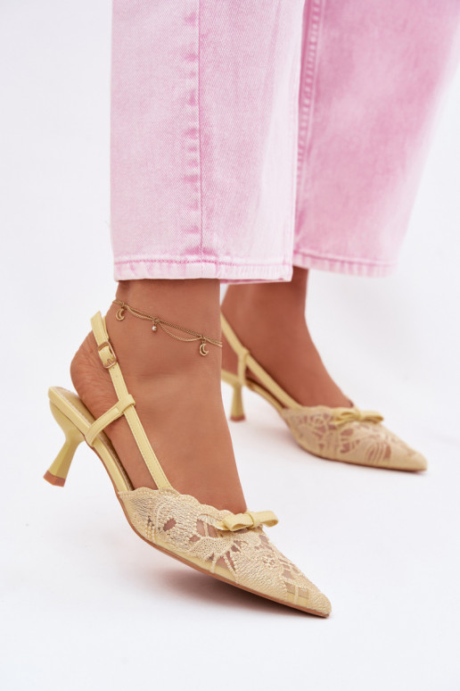 Pitsiga kaunistatud sandaalid Pealiste omad Peal obcasie lipsukesega Kollased Sellel onribelle