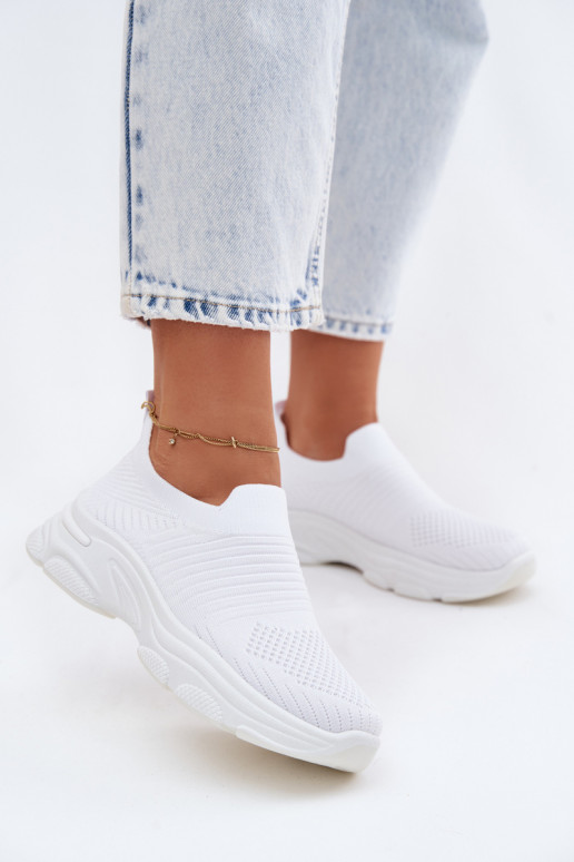 Riidest Slip-on spordijalatsid Pealiste omad valget värvi Floraine