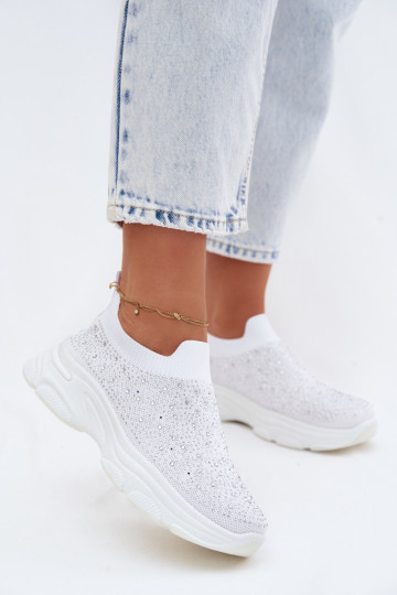 Valged naiste slip-on spordijalatsid dekoratsiooniga Melorae 2
