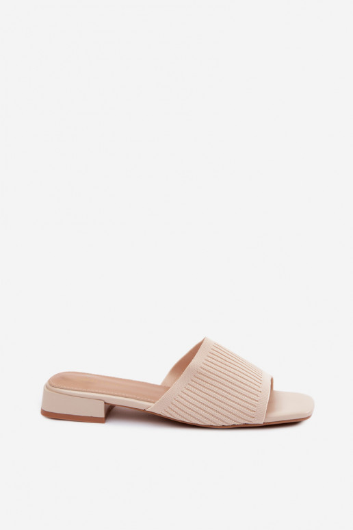 Riidest naiste plätud laiade nööridega Elevandiluu värvi Belissea