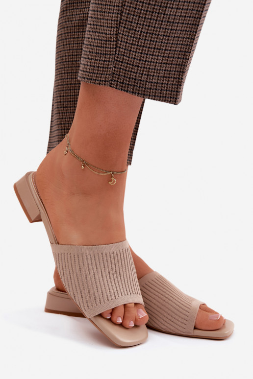 Riidest naiste plätud laiade nööridega beeži värvi Belissea