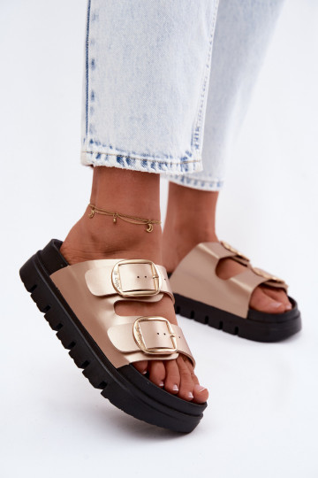 naiste plätud Platformie neetide ja pandlaga Lee Cooper LCIN-26-35-4462L Kuldset värvi