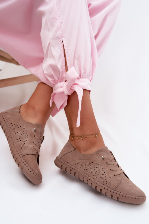 Ažuurne jalatsidPealturalnego seemisnakhsedu beeži värvi Flaria