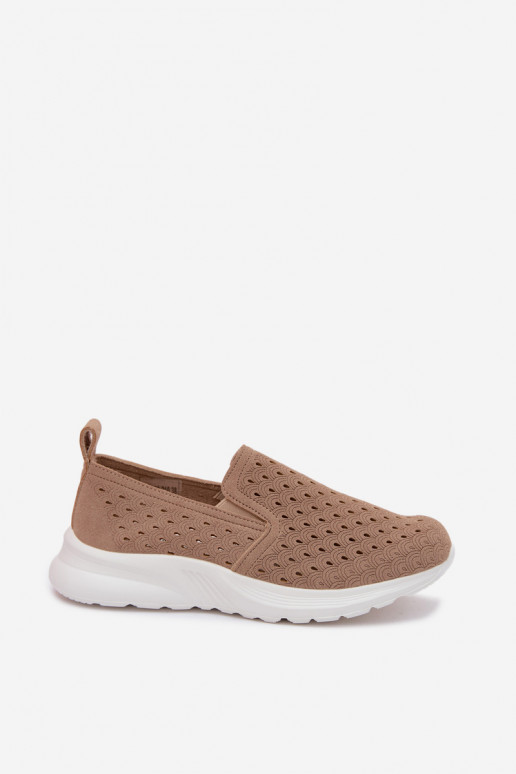 Slip-on kingad kunstsuede lõikeelementidega liivavärvi Geressa