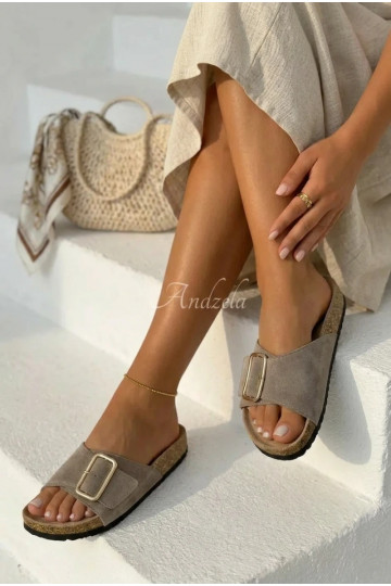 Pealhk naiste seemisnahksed sussid neetide ja pandlaga beeži värvi Beryl