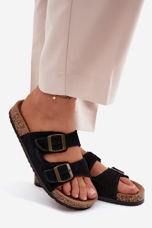 seemisnahksed sussid Korgitalla peal neetide ja pandlaga msuud Tavira