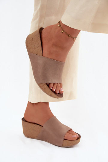 Zazoo 40311 naiste seemisnahksed sussid Peal Korkosisseym Koturnie beeži värvi