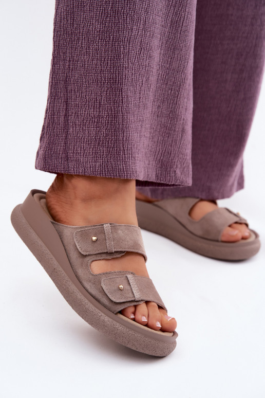 Pealhk naiste seemisnahksed sussid platvormiga Vinceza 66916 beeži värvi