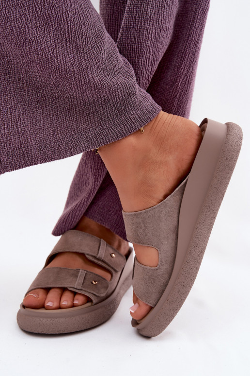 Pealhk naiste seemisnahksed sussid platvormiga Vinceza 66916 beeži värvi