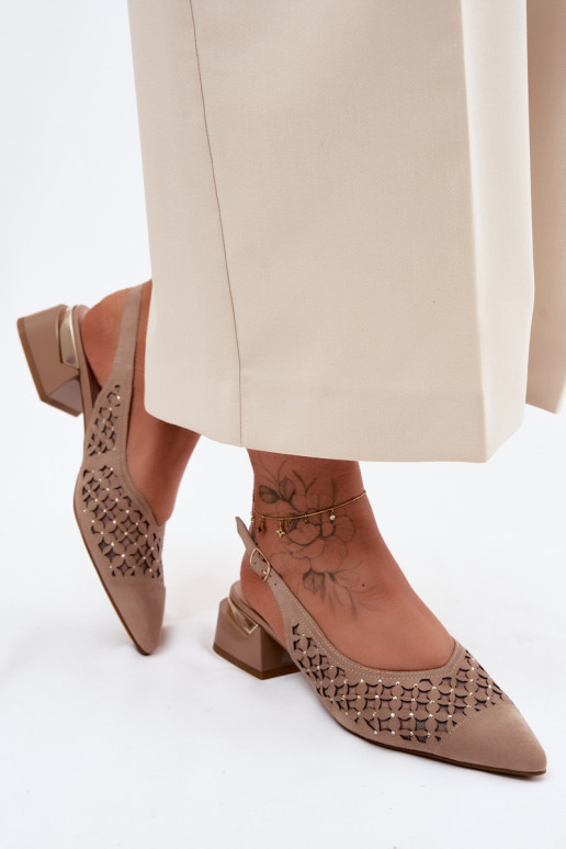 Pealhk Seemisnahksed sandaalid Ažuurne võrguga Klockis D&A CR61-3004 beeži värvi