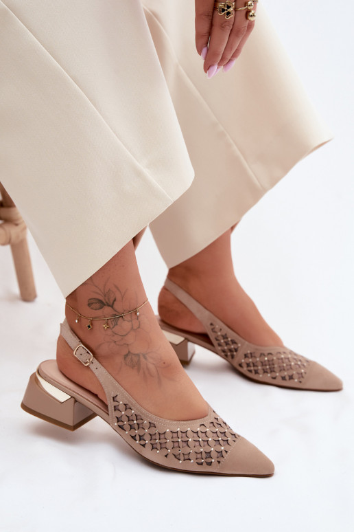 Pealhk Seemisnahksed sandaalid Ažuurne võrguga Klockis D&A CR61-3004 beeži värvi