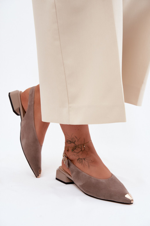 Pealhk Seemisnahksed sandaalid Sellel ondala kontsaga D&A CR61-3050 beeži värvi