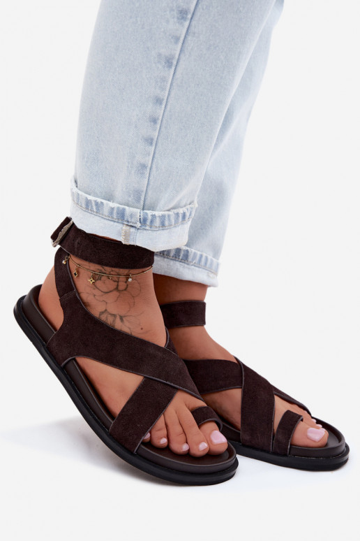 Sellel ondalad sandaalidPealturalnego seemisnakhsedu D&A CR61-3049 Czekoladosissee