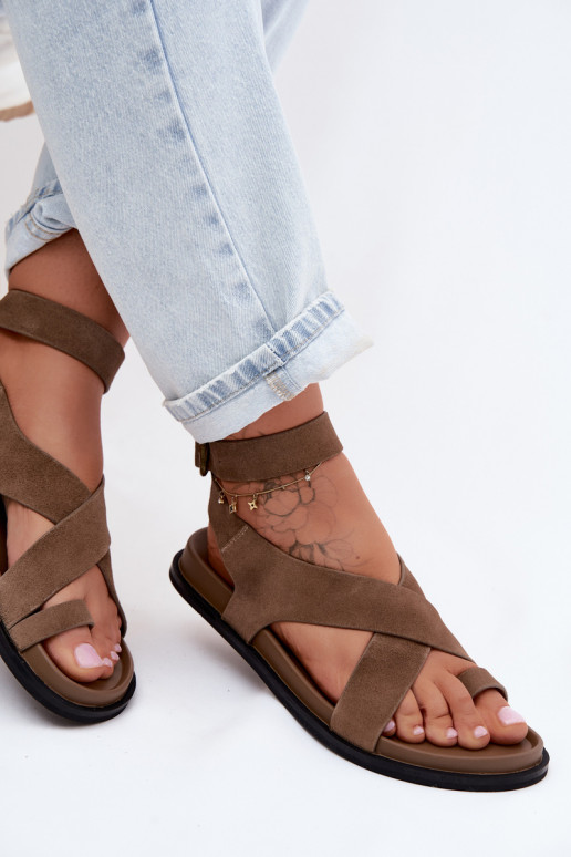 Sellel ondalad sandaalidPealturalnego seemisnakhsedu D&A CR61-3049 beeži värvi