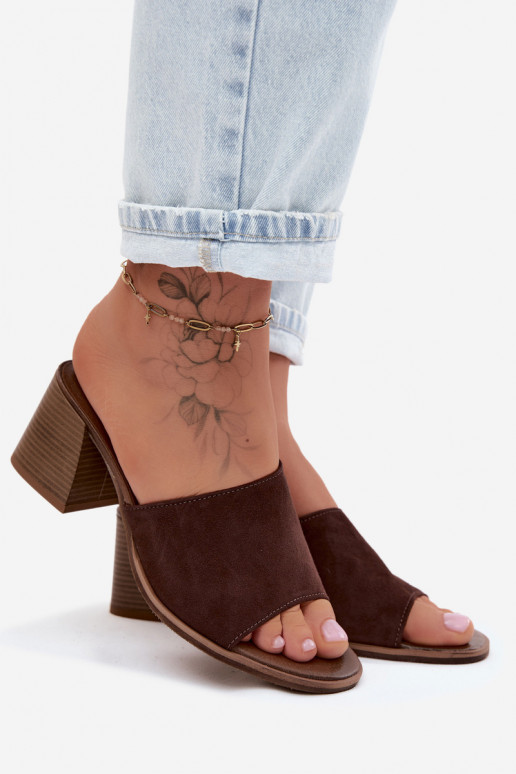 Pealhk naiste seemisnahksed sussid kõrge jämeda kontsaga Zazoo 40519 Czekoladosissee