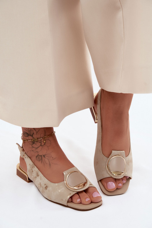 Pealistesandaalid laiade nööridega kaunistustega Kuldset värvi Glima