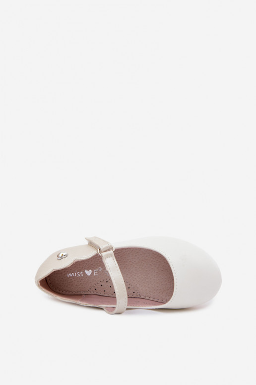 Laste ballerina kingad rihmade ja kleepuvate kinnitustega südamega valged Mossy