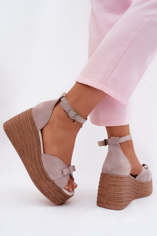 Hallid faux suede platvormsandaalid Ashen